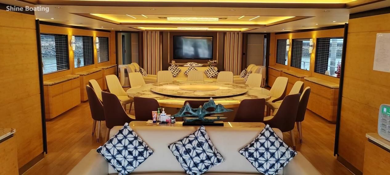 46m Aluminium Motor Yacht (2) Yate a motor de aluminio de 46 m (2)