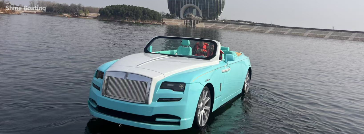 Barco de coche Rolls Royce (1)