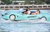 Un jet car azul