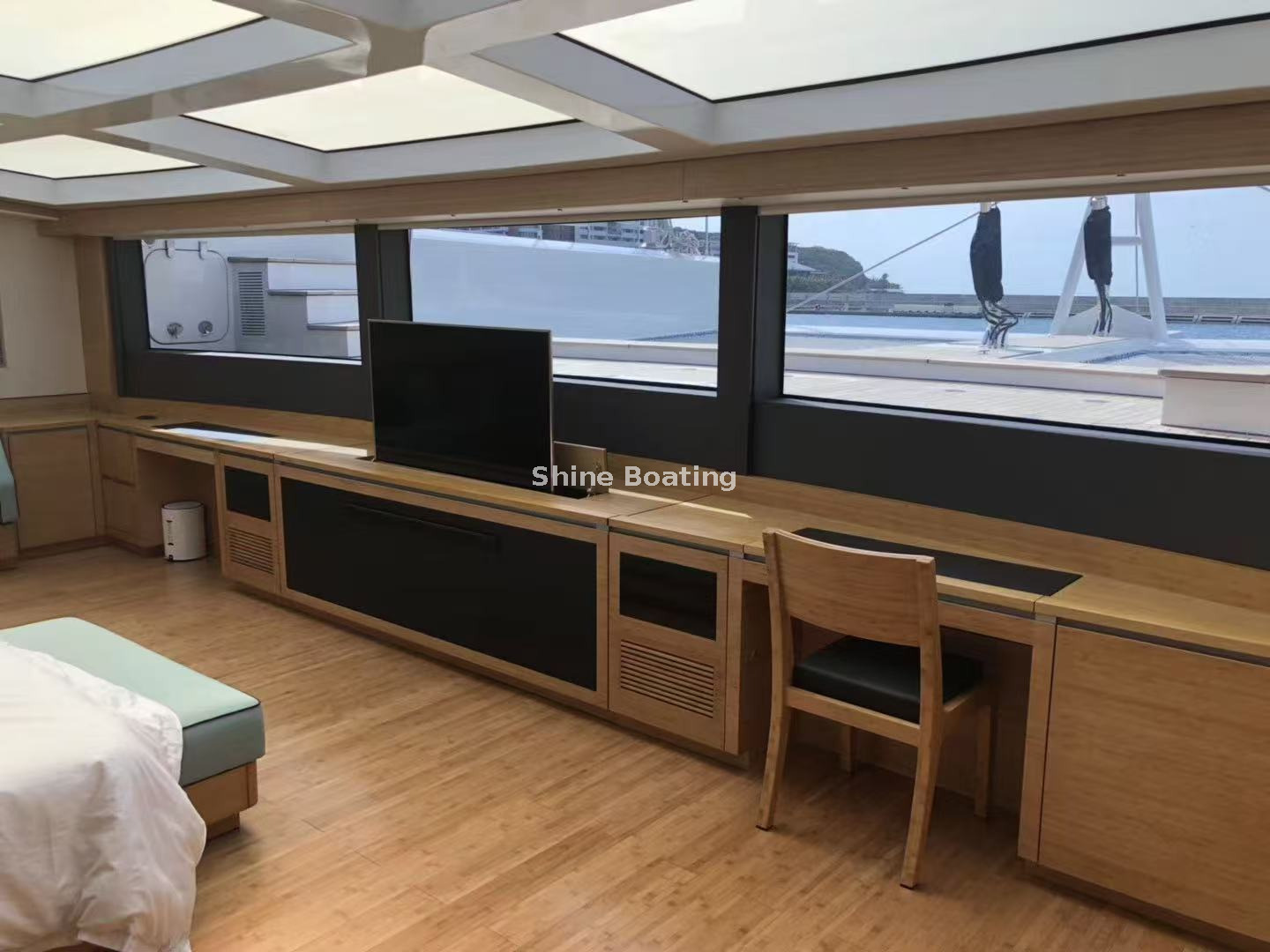 Yate catamar&aacute;n de vela de 120 pies (5)