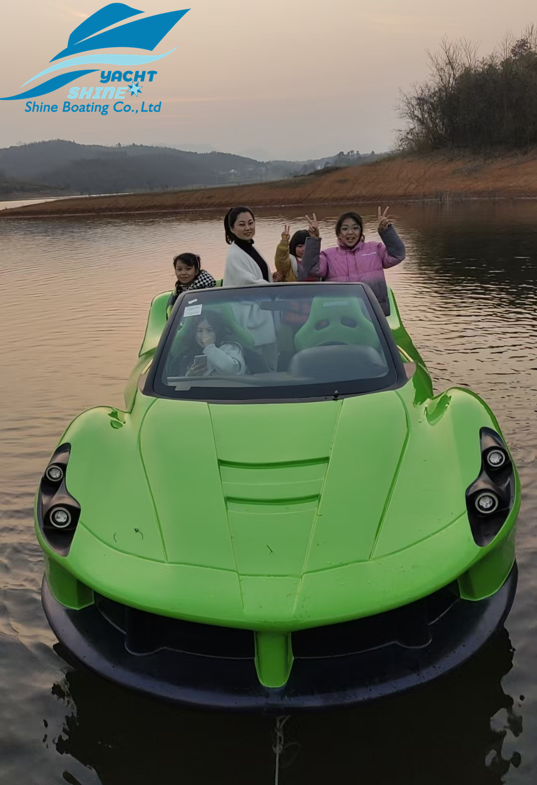 Barco de autom&oacute;vil Jet Ferrari (2)